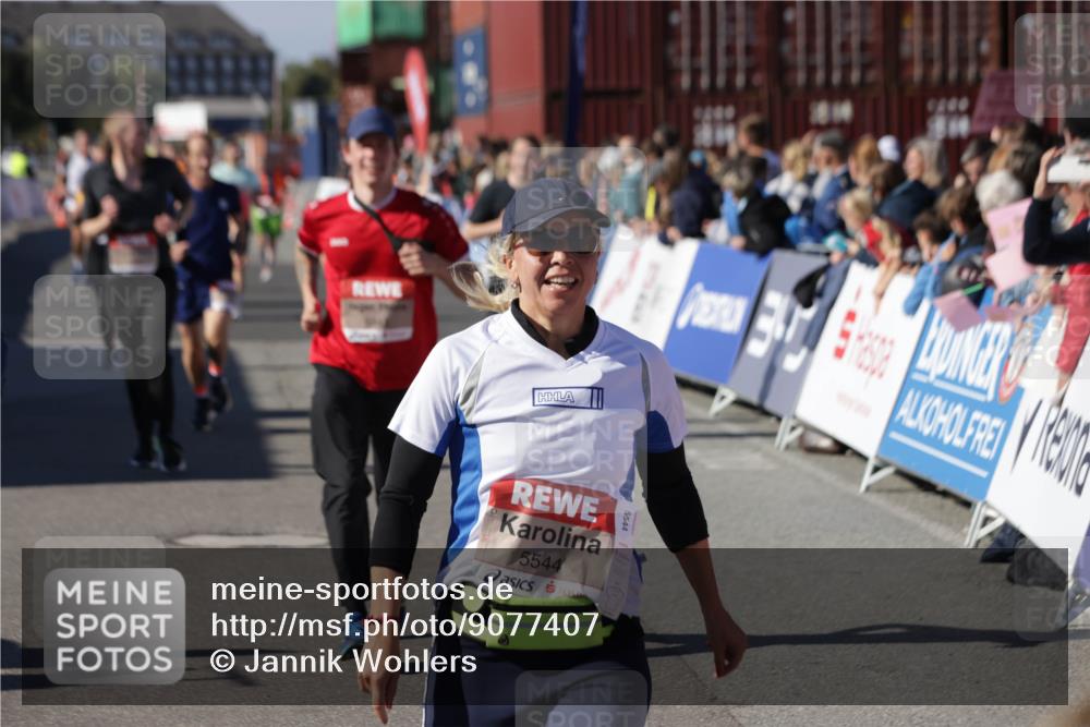 03.10.2025 - Köhlbrandbrückenlauf Jannik Wohlers http://msf.ph/oto/9077407 03.10.2025 13:17:17 Ziel 4361, 4404, 4988, 5031, 5073, 5090, 5429, 5479, 5544, 5638, 5642, 5667, 5890, 5943, 6389, 6431 meine-sportfotos.de