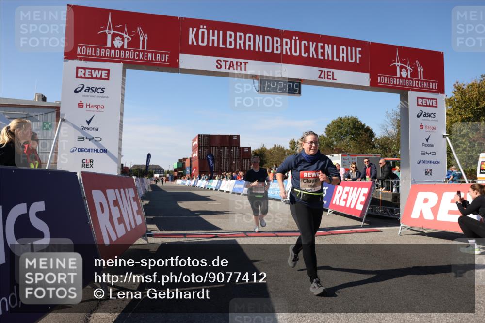 03.10.2025 - Köhlbrandbrückenlauf Lena Gebhardt http://msf.ph/oto/9077412 03.10.2025 13:42:05 Ziel 5043, 5253, 5315, 5620 meine-sportfotos.de