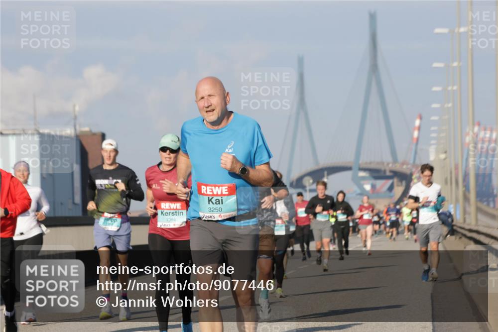 03.10.2025 - Köhlbrandbrückenlauf Jannik Wohlers http://msf.ph/oto/9077446 03.10.2025 09:52:22 Position 3 1384, 3250 meine-sportfotos.de