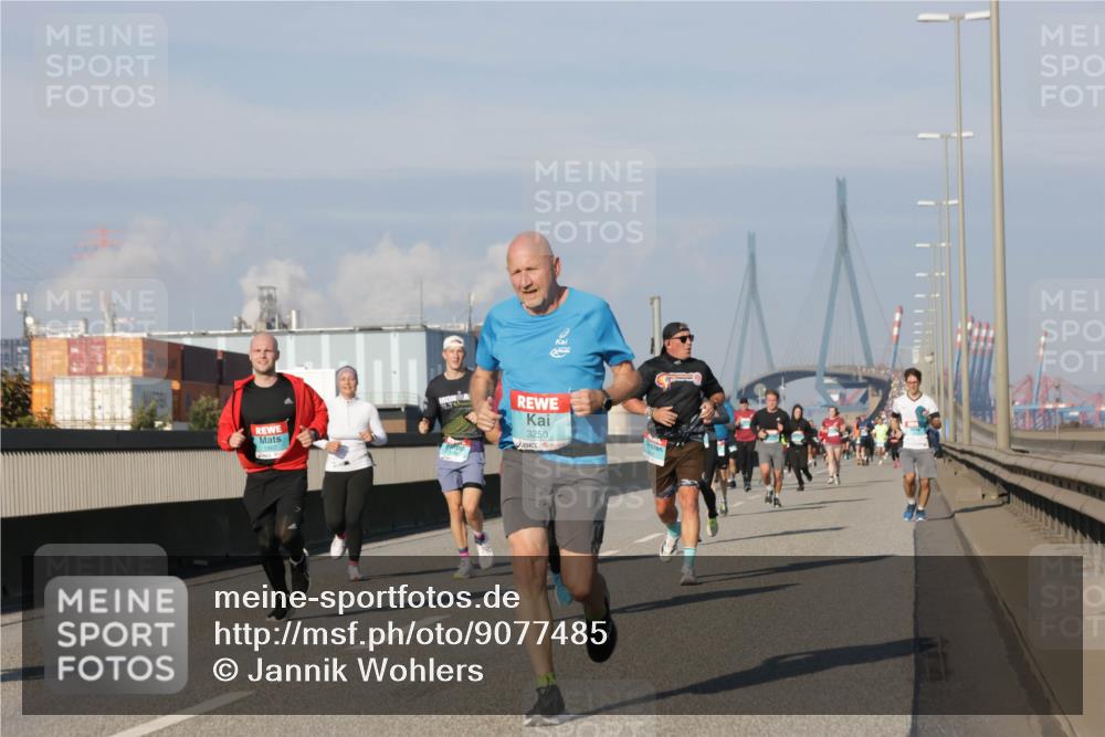 03.10.2025 - Köhlbrandbrückenlauf Jannik Wohlers http://msf.ph/oto/9077485 03.10.2025 09:52:23 Position 3 3250 meine-sportfotos.de
