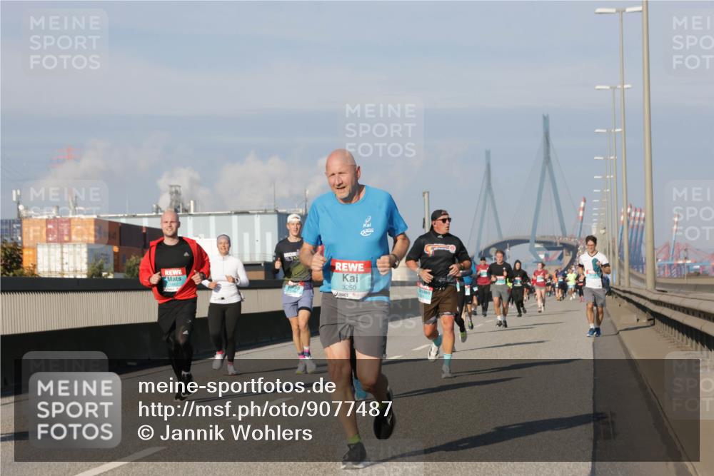 03.10.2025 - Köhlbrandbrückenlauf Jannik Wohlers http://msf.ph/oto/9077487 03.10.2025 09:52:23 Position 3 1962, 3250 meine-sportfotos.de