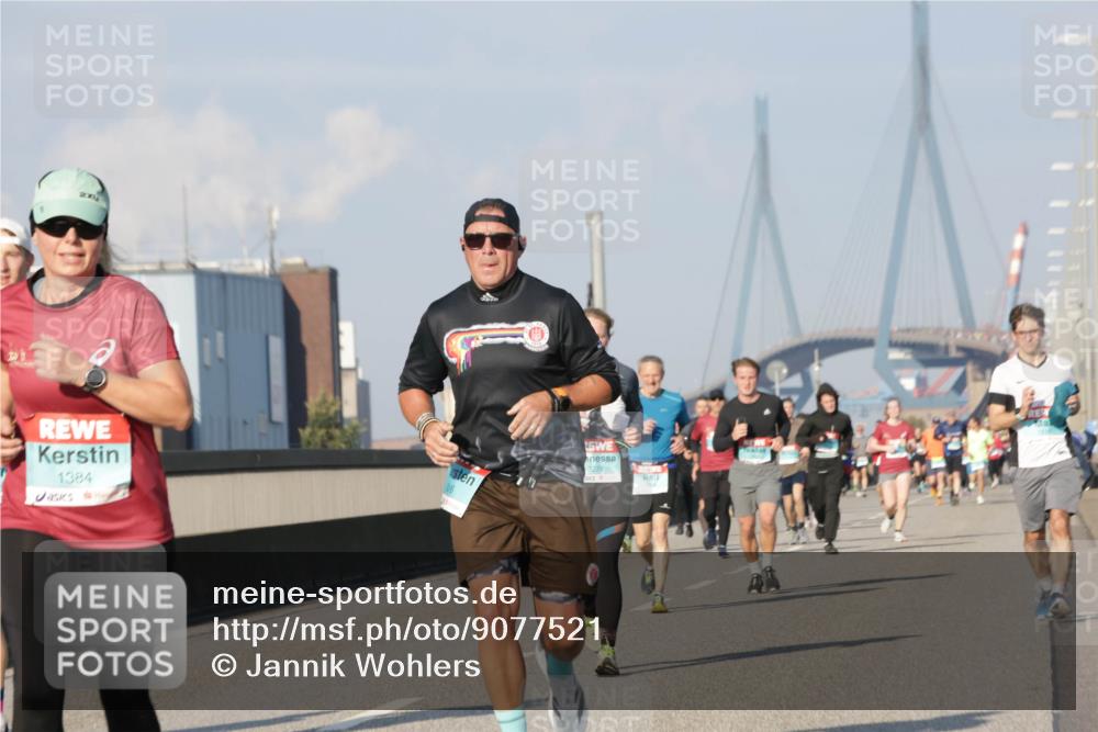 03.10.2025 - Köhlbrandbrückenlauf Jannik Wohlers http://msf.ph/oto/9077521 03.10.2025 09:52:25 Position 3 1384, 3278 meine-sportfotos.de