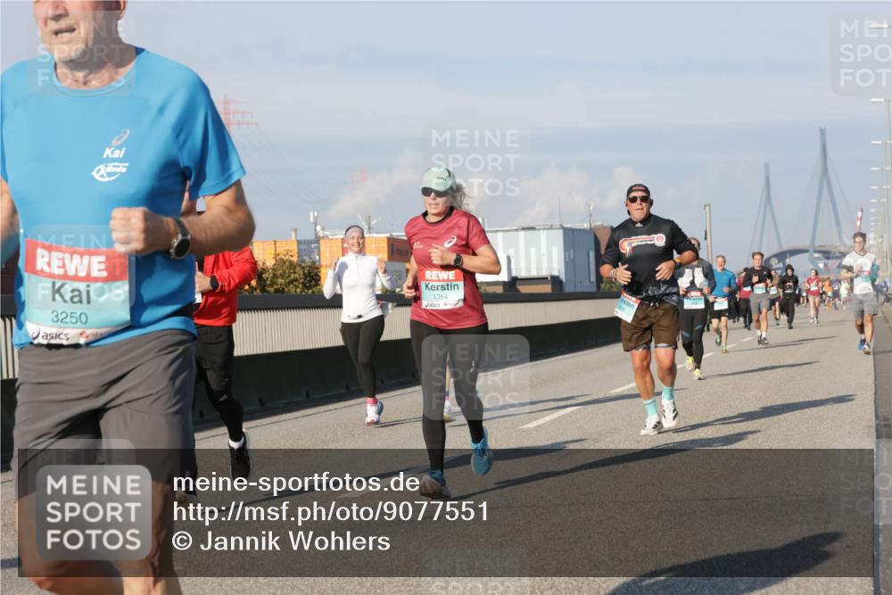 03.10.2025 - Köhlbrandbrückenlauf Jannik Wohlers http://msf.ph/oto/9077551 03.10.2025 09:52:26 Position 3 3250, 1384 meine-sportfotos.de