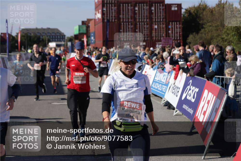 03.10.2025 - Köhlbrandbrückenlauf Jannik Wohlers http://msf.ph/oto/9077583 03.10.2025 13:17:17 Ziel 4361, 4404, 4988, 5031, 5073, 5090, 5429, 5479, 5544, 5638, 5642, 5667, 5890, 5943, 6389, 6431 meine-sportfotos.de