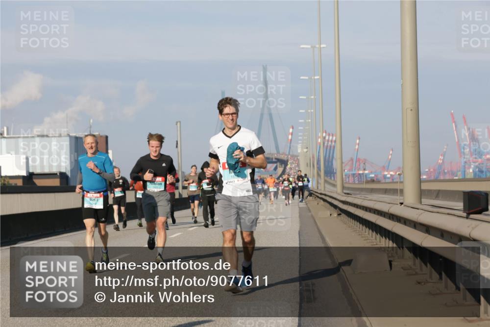03.10.2025 - Köhlbrandbrückenlauf Jannik Wohlers http://msf.ph/oto/9077611 03.10.2025 09:52:31 Position 3 1516, 319 meine-sportfotos.de
