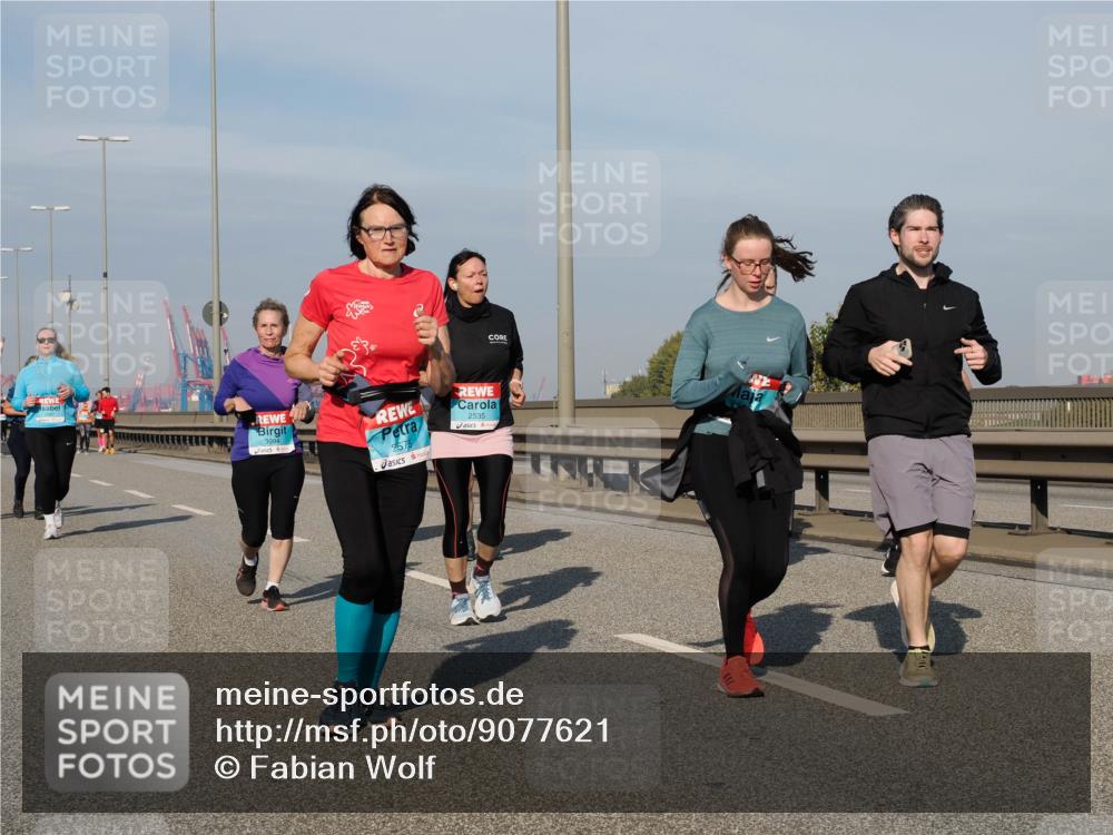 03.10.2025 - Köhlbrandbrückenlauf Fabian Wolf http://msf.ph/oto/9077621 03.10.2025 10:15:54 Position 3 3094, 2575, 2535 meine-sportfotos.de