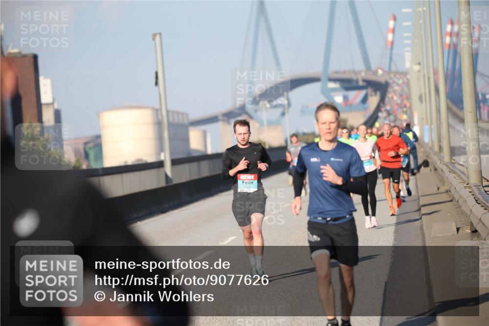 03.10.2025 - Köhlbrandbrückenlauf Jannik Wohlers http://msf.ph/oto/9077626 03.10.2025 09:44:19 Position 3 1068 meine-sportfotos.de