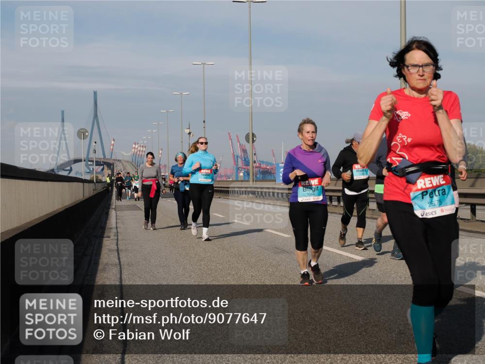 03.10.2025 - Köhlbrandbrückenlauf Fabian Wolf http://msf.ph/oto/9077647 03.10.2025 10:15:55 Position 3 3094, 3, 2575 meine-sportfotos.de