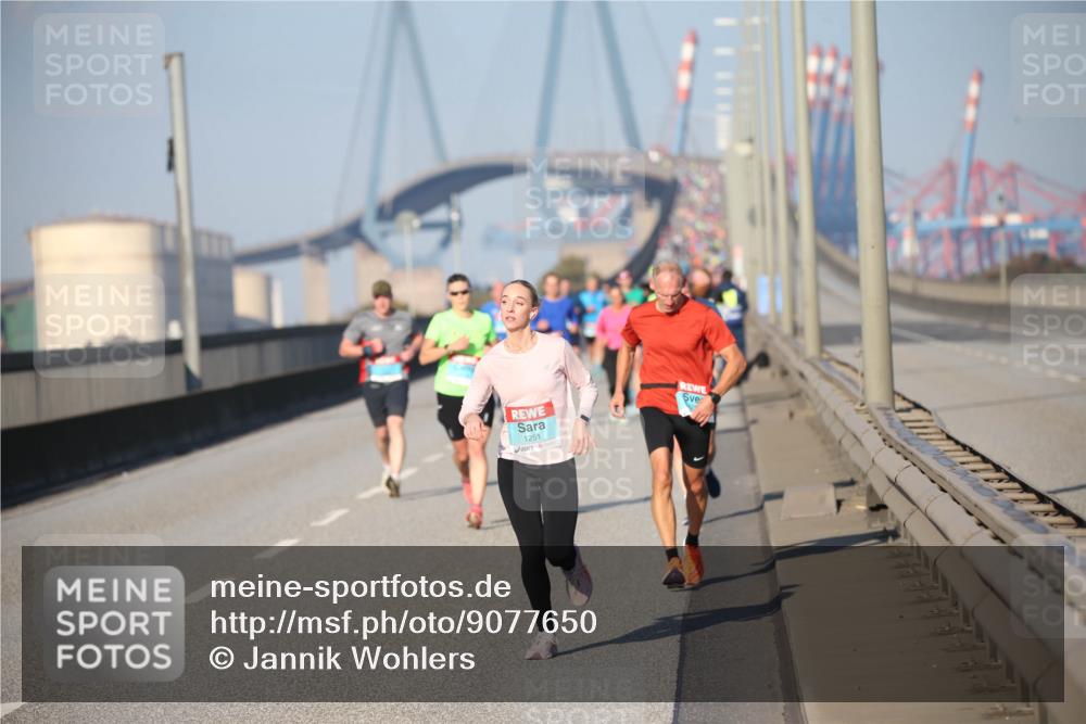 03.10.2025 - Köhlbrandbrückenlauf Jannik Wohlers http://msf.ph/oto/9077650 03.10.2025 09:44:25 Position 3 1251 meine-sportfotos.de