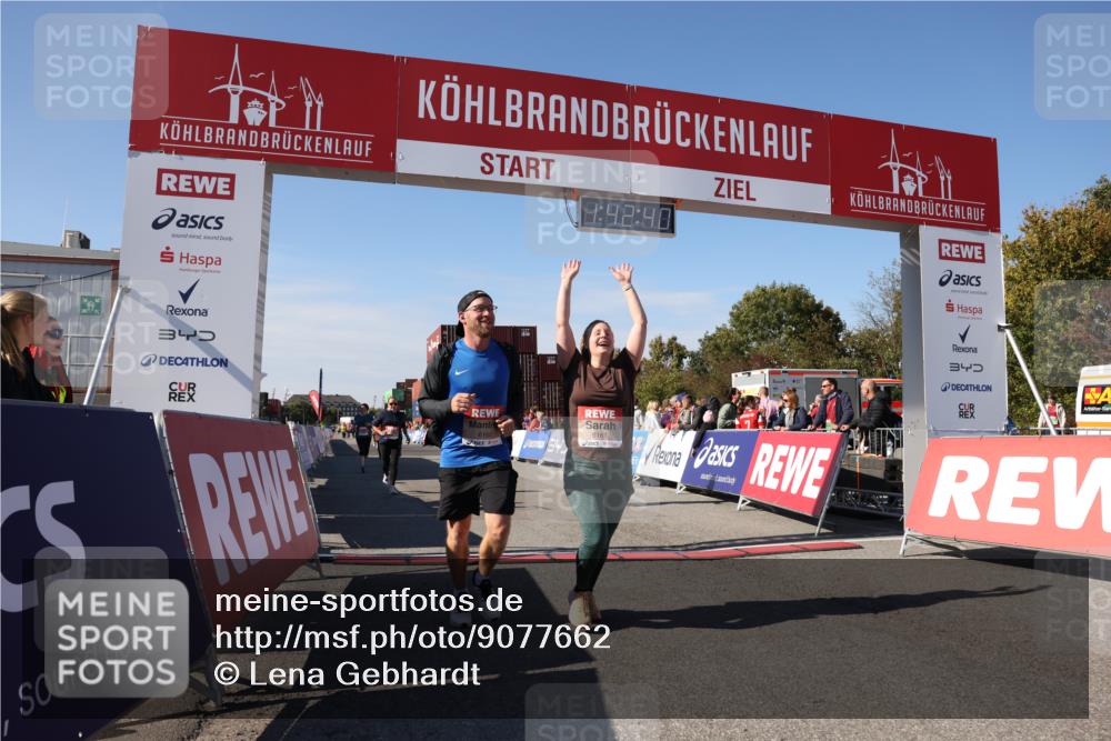 03.10.2025 - Köhlbrandbrückenlauf Lena Gebhardt http://msf.ph/oto/9077662 03.10.2025 13:42:41 Ziel 4944, 5086, 5254, 5418, 6160, 6161, 6260 meine-sportfotos.de
