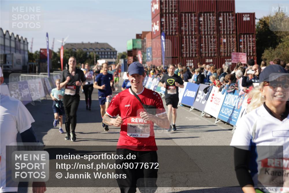 03.10.2025 - Köhlbrandbrückenlauf Jannik Wohlers http://msf.ph/oto/9077672 03.10.2025 13:17:18 Ziel 4404, 4988, 5031, 5429, 5544, 5638, 5642, 5667, 5890, 5943, 6389, 6431 meine-sportfotos.de