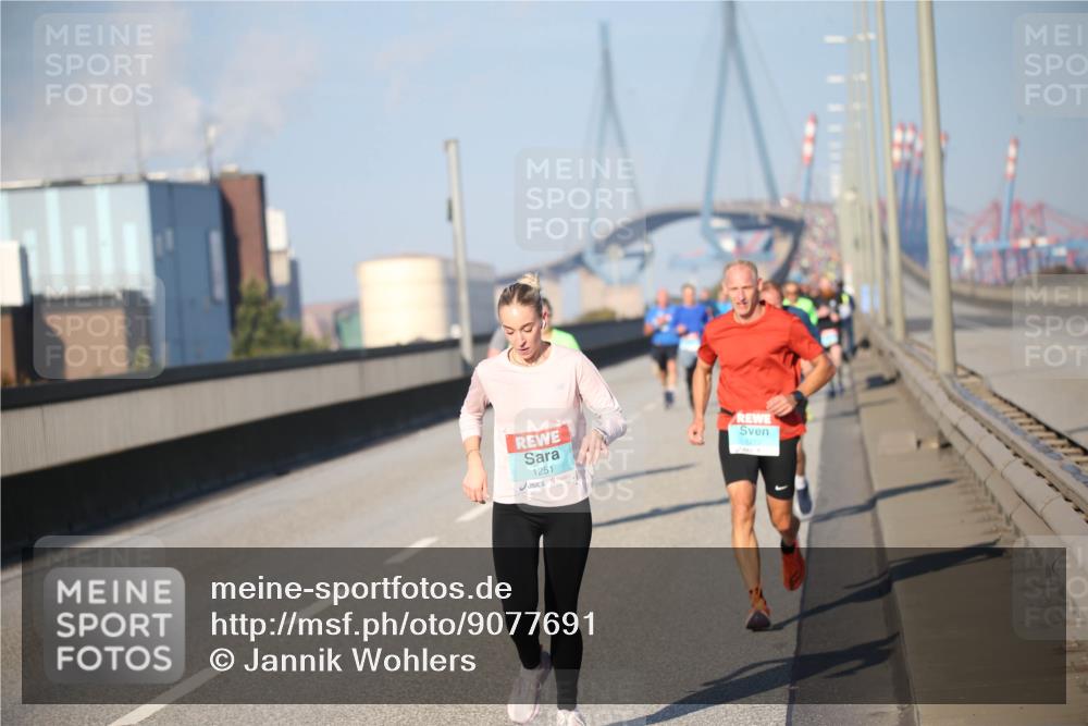 03.10.2025 - Köhlbrandbrückenlauf Jannik Wohlers http://msf.ph/oto/9077691 03.10.2025 09:44:29 Position 3 1251 meine-sportfotos.de