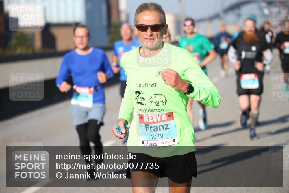 03.10.2025 - Köhlbrandbrückenlauf Jannik Wohlers http://msf.ph/oto/9077735 03.10.2025 09:44:43 Position 3 1079 meine-sportfotos.de