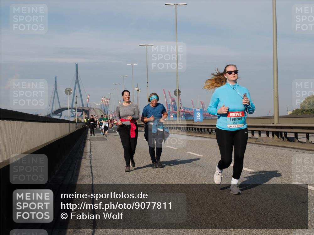 03.10.2025 - Köhlbrandbrückenlauf Fabian Wolf http://msf.ph/oto/9077811 03.10.2025 10:15:59 Position 3 2597 meine-sportfotos.de