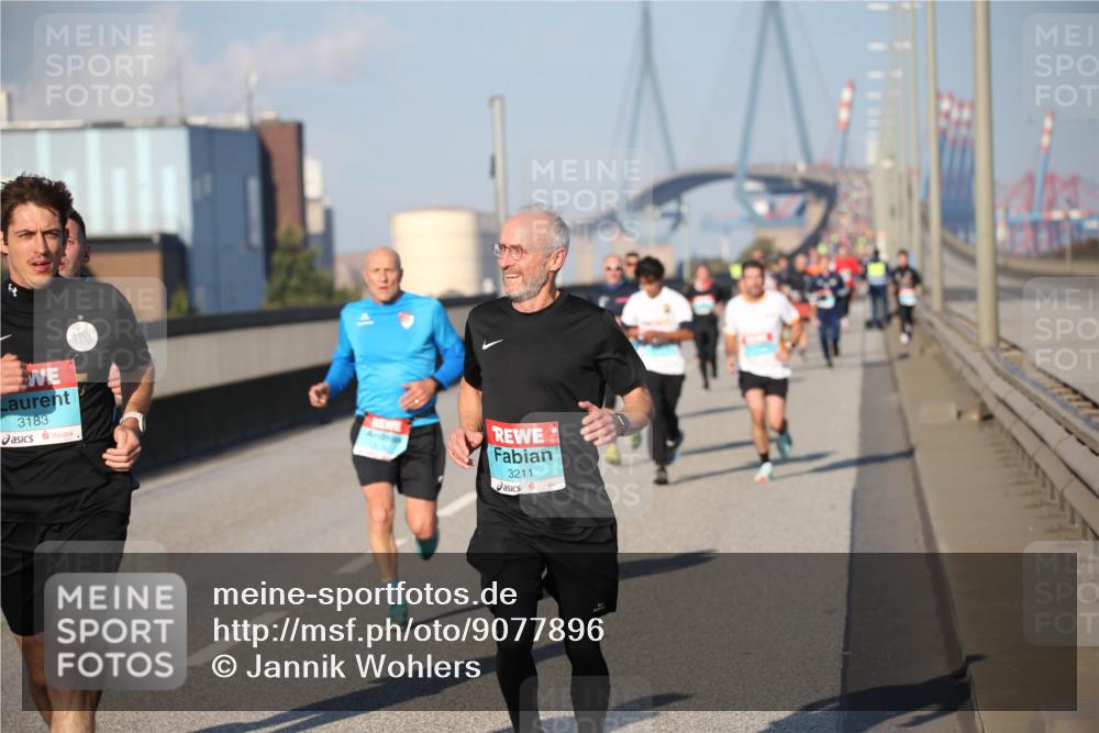 03.10.2025 - Köhlbrandbrückenlauf Jannik Wohlers http://msf.ph/oto/9077896 03.10.2025 09:44:53 Position 3 3183, 3211 meine-sportfotos.de