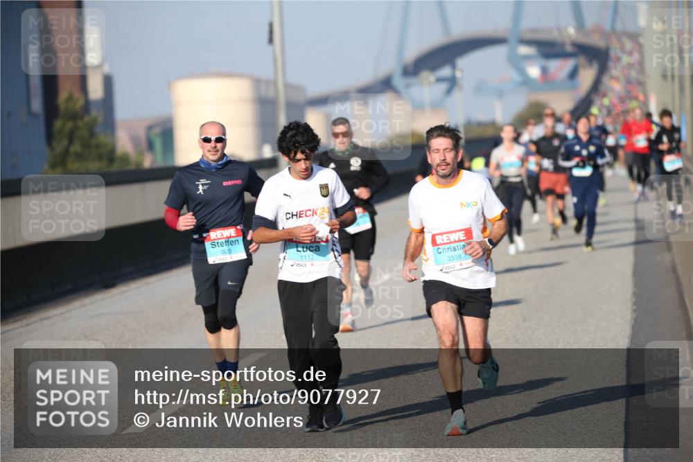 03.10.2025 - Köhlbrandbrückenlauf Jannik Wohlers http://msf.ph/oto/9077927 03.10.2025 09:44:56 Position 3 24, 1112, 3338 meine-sportfotos.de