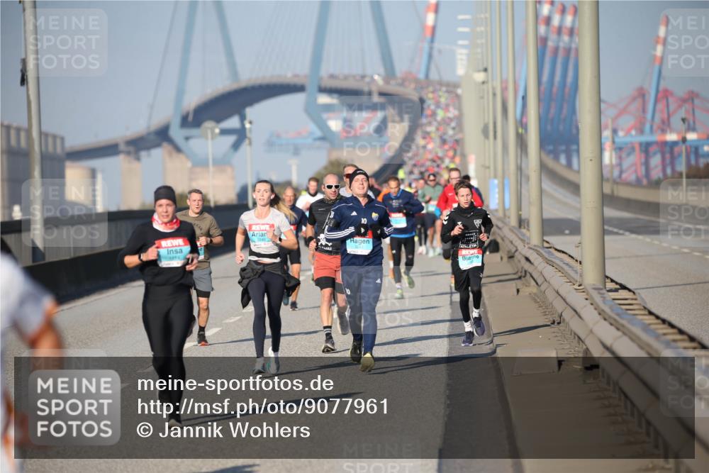 03.10.2025 - Köhlbrandbrückenlauf Jannik Wohlers http://msf.ph/oto/9077961 03.10.2025 09:44:59 Position 3 3246 meine-sportfotos.de