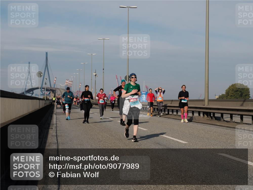 03.10.2025 - Köhlbrandbrückenlauf Fabian Wolf http://msf.ph/oto/9077989 03.10.2025 10:16:14 Position 3 3 meine-sportfotos.de
