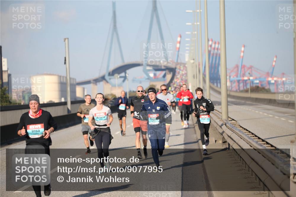 03.10.2025 - Köhlbrandbrückenlauf Jannik Wohlers http://msf.ph/oto/9077995 03.10.2025 09:45:03 Position 3 1174, 3243 meine-sportfotos.de