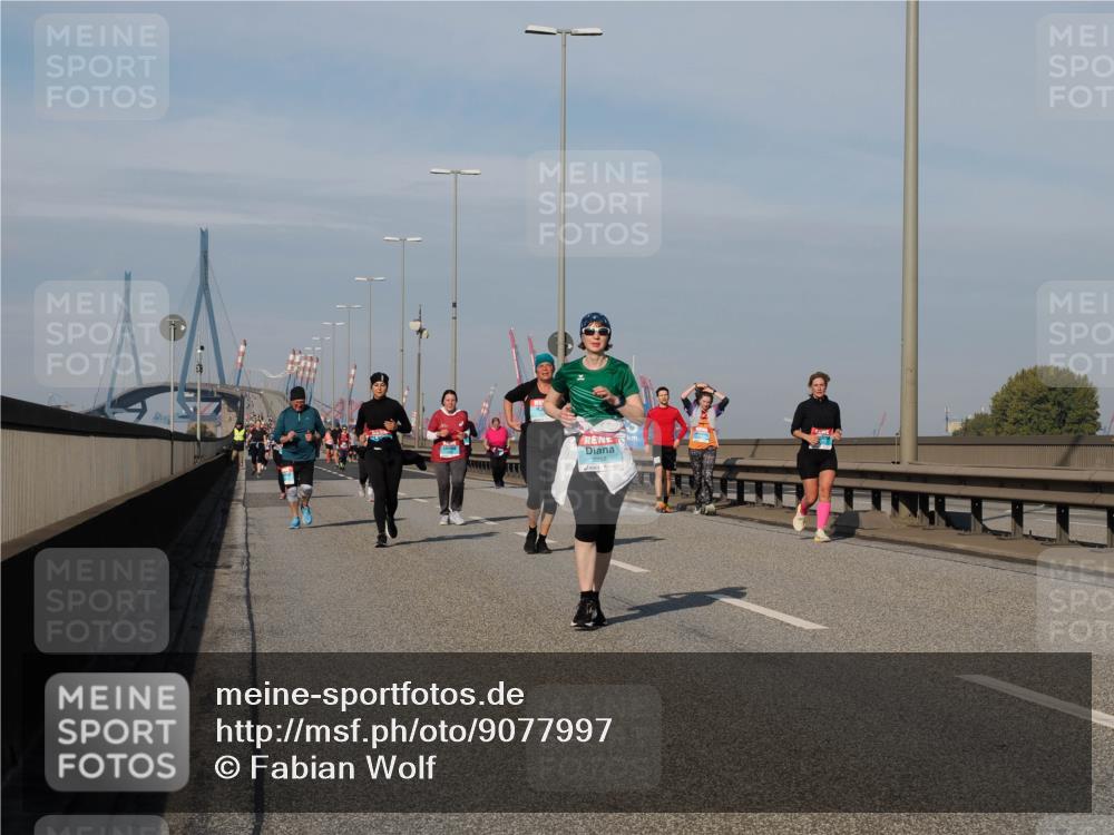 03.10.2025 - Köhlbrandbrückenlauf Fabian Wolf http://msf.ph/oto/9077997 03.10.2025 10:16:14 Position 3 3258 meine-sportfotos.de