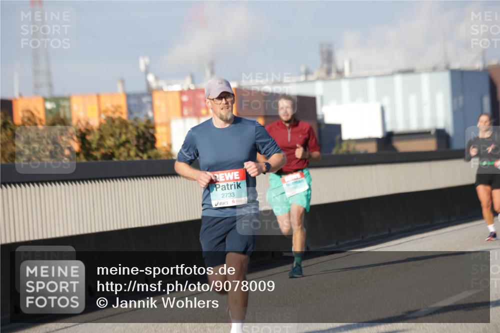 03.10.2025 - Köhlbrandbrückenlauf Jannik Wohlers http://msf.ph/oto/9078009 03.10.2025 09:52:49 Position 3 2733 meine-sportfotos.de