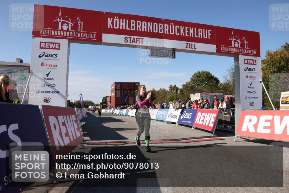03.10.2025 - Köhlbrandbrückenlauf Lena Gebhardt http://msf.ph/oto/9078013 03.10.2025 13:43:00 Ziel 4778, 6468, 6469, 6548 meine-sportfotos.de