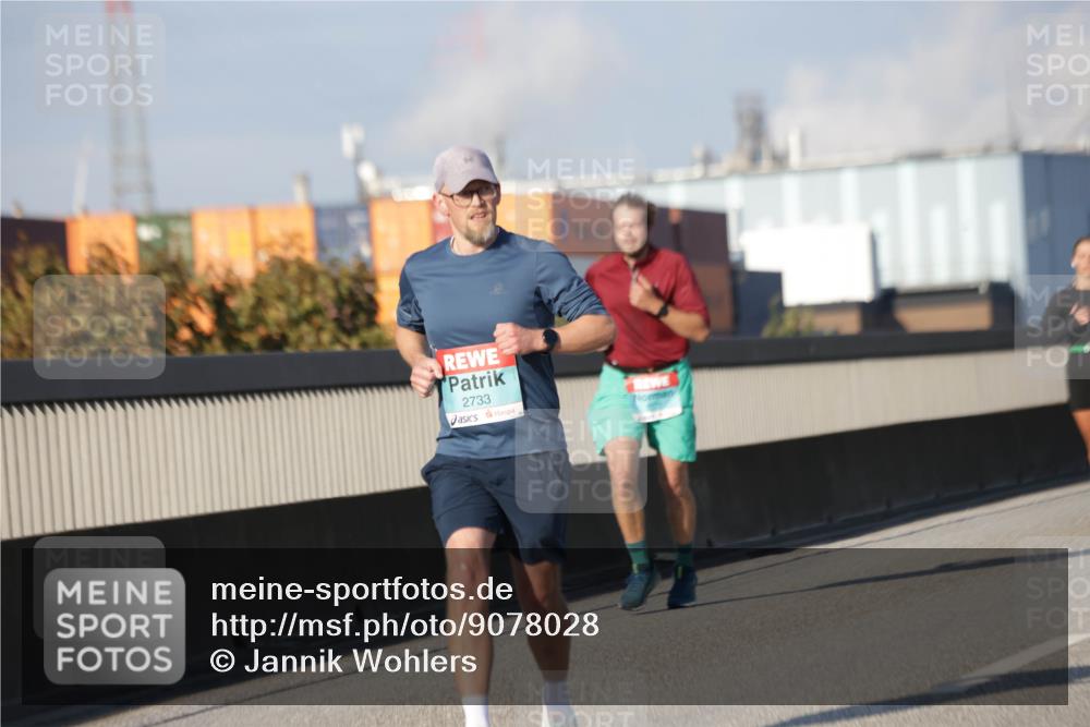 03.10.2025 - Köhlbrandbrückenlauf Jannik Wohlers http://msf.ph/oto/9078028 03.10.2025 09:52:49 Position 3 2733 meine-sportfotos.de
