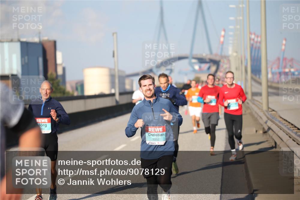 03.10.2025 - Köhlbrandbrückenlauf Jannik Wohlers http://msf.ph/oto/9078129 03.10.2025 09:45:14 Position 3 102, 1052 meine-sportfotos.de