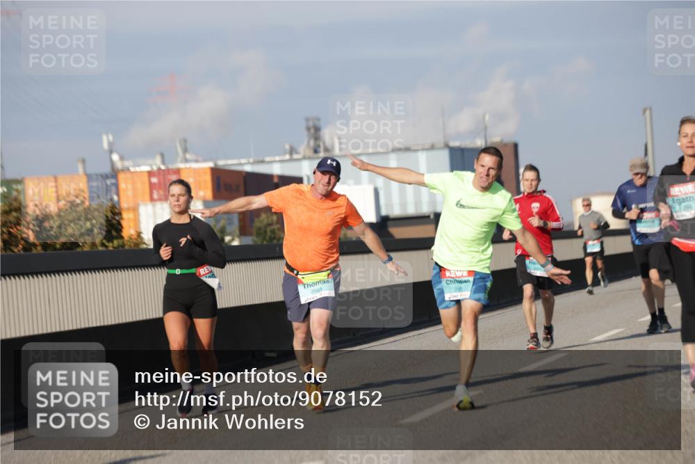03.10.2025 - Köhlbrandbrückenlauf Jannik Wohlers http://msf.ph/oto/9078152 03.10.2025 09:52:53 Position 3 2983, 1294 meine-sportfotos.de