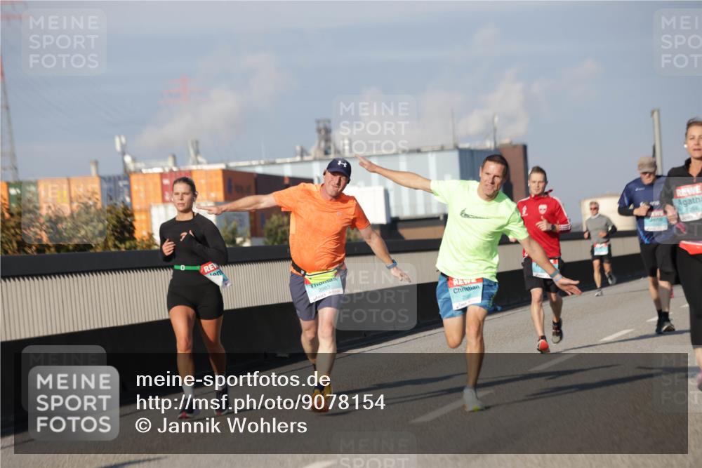 03.10.2025 - Köhlbrandbrückenlauf Jannik Wohlers http://msf.ph/oto/9078154 03.10.2025 09:52:53 Position 3 2983, 1294 meine-sportfotos.de
