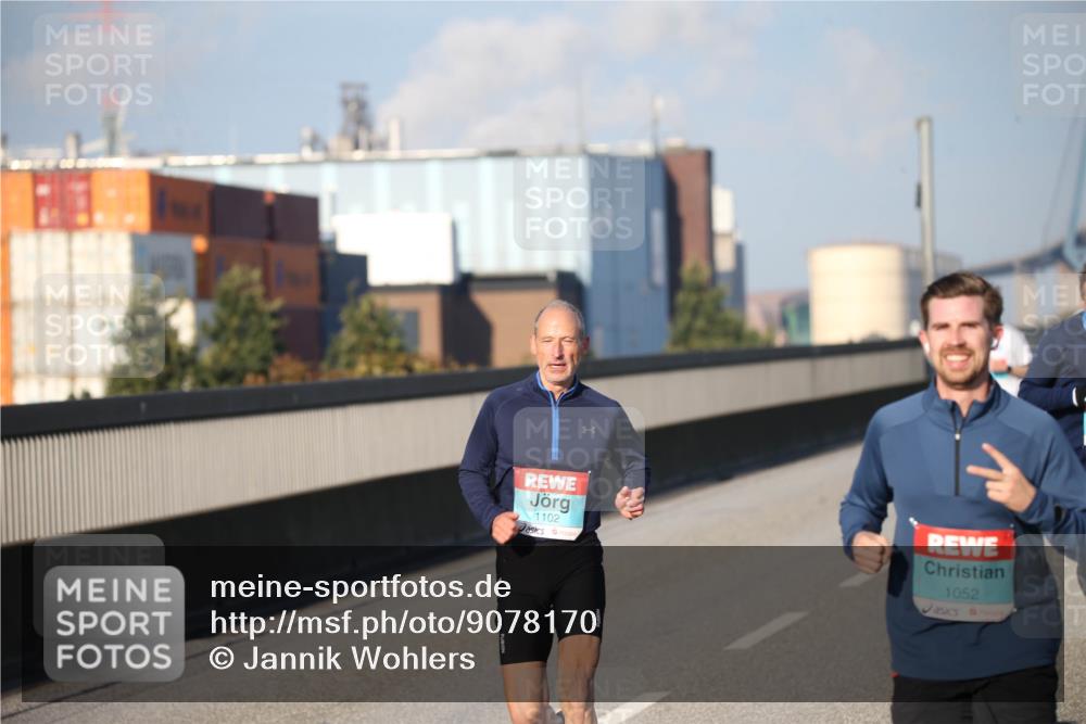 03.10.2025 - Köhlbrandbrückenlauf Jannik Wohlers http://msf.ph/oto/9078170 03.10.2025 09:45:15 Position 3 1102, 1052 meine-sportfotos.de