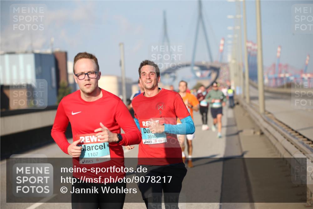 03.10.2025 - Köhlbrandbrückenlauf Jannik Wohlers http://msf.ph/oto/9078217 03.10.2025 09:45:19 Position 3 1107, 3518 meine-sportfotos.de