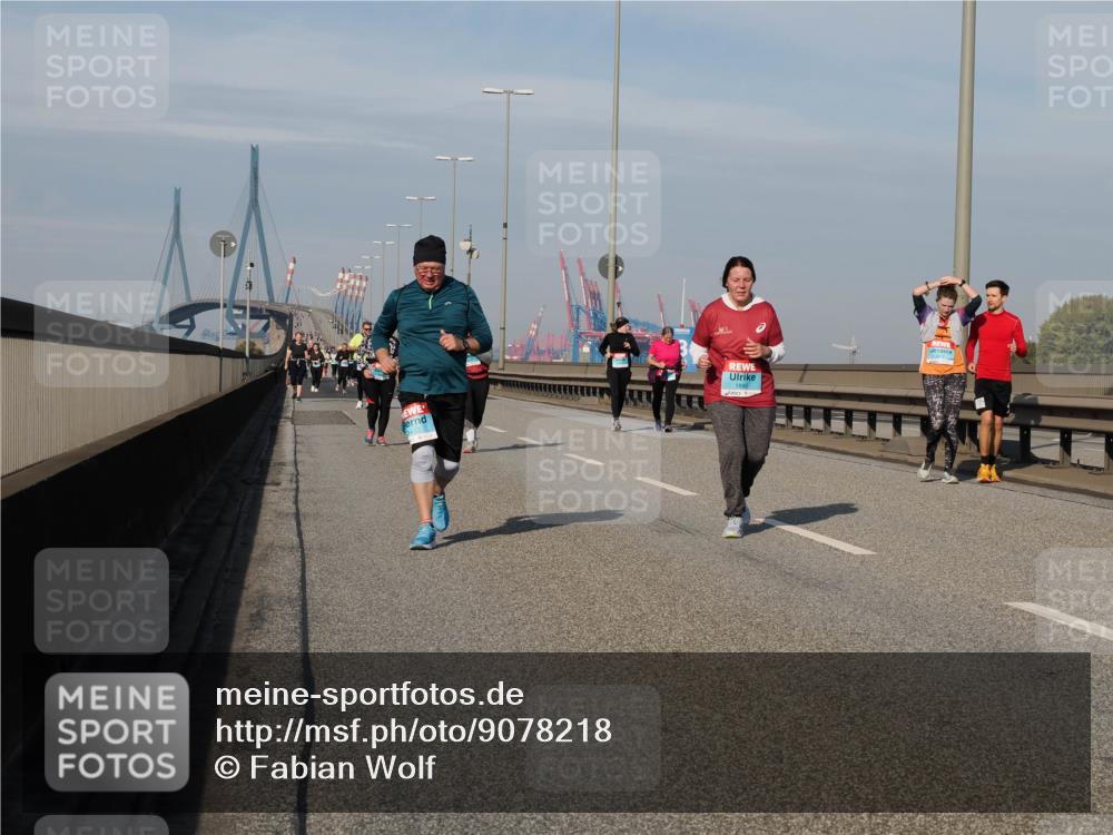 03.10.2025 - Köhlbrandbrückenlauf Fabian Wolf http://msf.ph/oto/9078218 03.10.2025 10:16:22 Position 3  meine-sportfotos.de