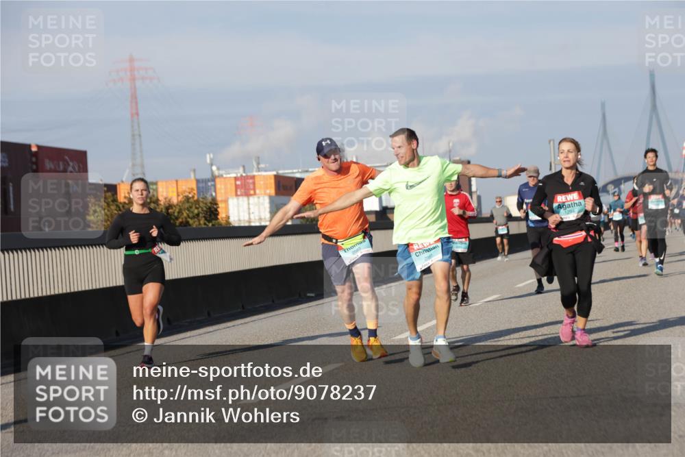 03.10.2025 - Köhlbrandbrückenlauf Jannik Wohlers http://msf.ph/oto/9078237 03.10.2025 09:52:55 Position 3 2983, 2981, 1294 meine-sportfotos.de