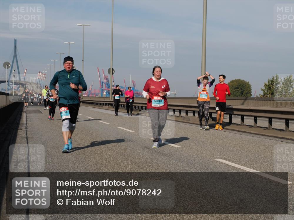 03.10.2025 - Köhlbrandbrückenlauf Fabian Wolf http://msf.ph/oto/9078242 03.10.2025 10:16:22 Position 3 1880 meine-sportfotos.de