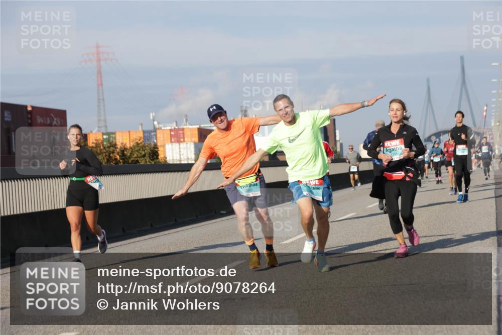 03.10.2025 - Köhlbrandbrückenlauf Jannik Wohlers http://msf.ph/oto/9078264 03.10.2025 09:52:55 Position 3 1294 meine-sportfotos.de