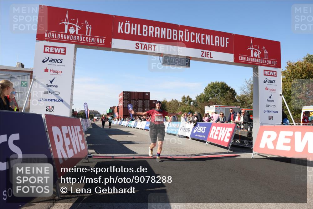 03.10.2025 - Köhlbrandbrückenlauf Lena Gebhardt http://msf.ph/oto/9078288 03.10.2025 13:43:24 Ziel 4238, 5021, 5464, 5499, 5559, 6711 meine-sportfotos.de