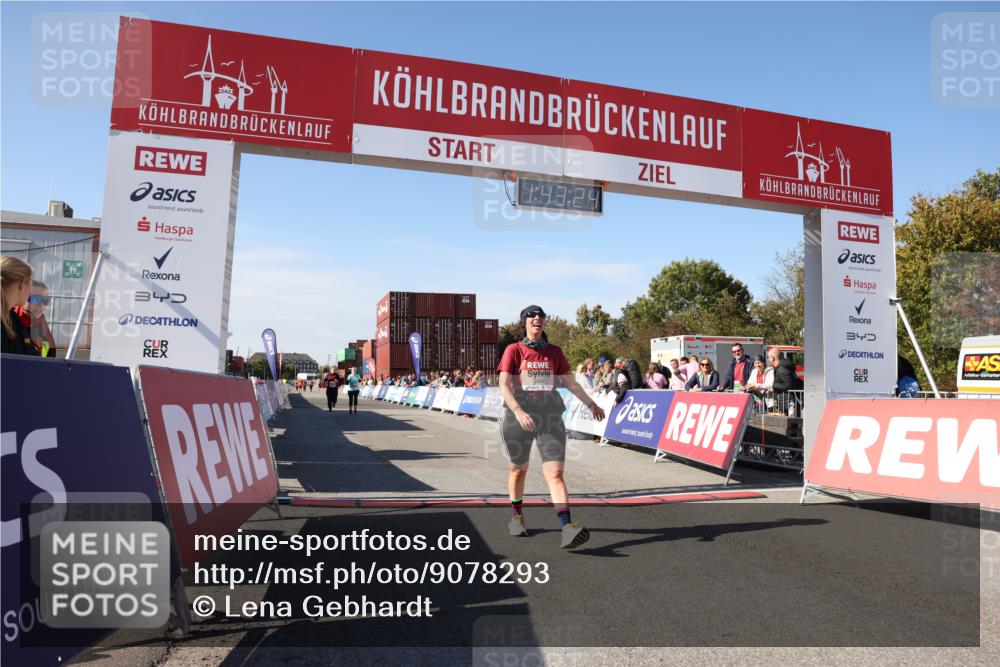03.10.2025 - Köhlbrandbrückenlauf Lena Gebhardt http://msf.ph/oto/9078293 03.10.2025 13:43:25 Ziel 4238, 5021, 5464, 5499, 5559, 6711 meine-sportfotos.de