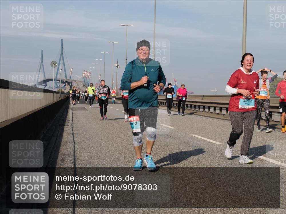 03.10.2025 - Köhlbrandbrückenlauf Fabian Wolf http://msf.ph/oto/9078303 03.10.2025 10:16:24 Position 3 33, 1880 meine-sportfotos.de