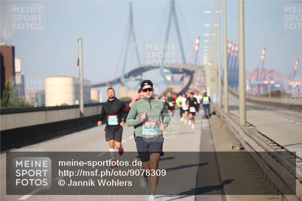 03.10.2025 - Köhlbrandbrückenlauf Jannik Wohlers http://msf.ph/oto/9078309 03.10.2025 09:45:25 Position 3 1143 meine-sportfotos.de