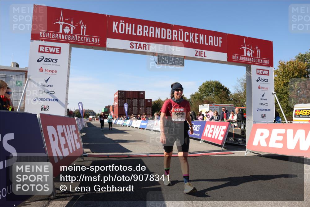 03.10.2025 - Köhlbrandbrückenlauf Lena Gebhardt http://msf.ph/oto/9078341 03.10.2025 13:43:26 Ziel 4238, 5021, 5464, 5499, 5559, 6711 meine-sportfotos.de