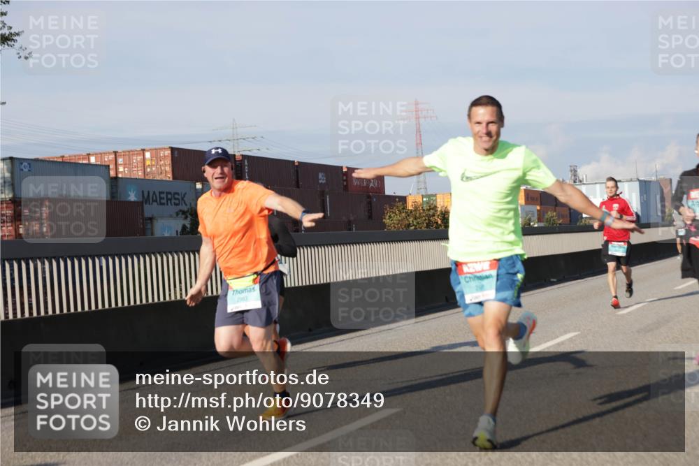 03.10.2025 - Köhlbrandbrückenlauf Jannik Wohlers http://msf.ph/oto/9078349 03.10.2025 09:52:56 Position 3 2983 meine-sportfotos.de
