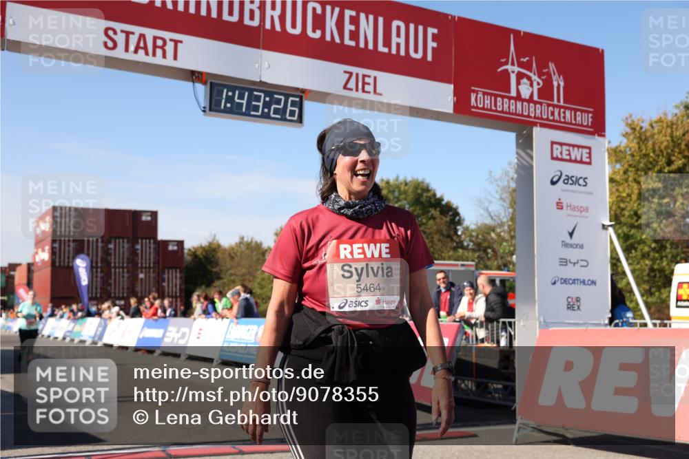 03.10.2025 - Köhlbrandbrückenlauf Lena Gebhardt http://msf.ph/oto/9078355 03.10.2025 13:43:27 Ziel 4238, 5021, 5464, 5499, 5559, 6711 meine-sportfotos.de