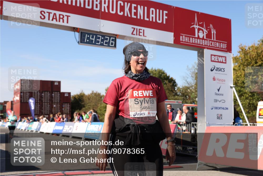 03.10.2025 - Köhlbrandbrückenlauf Lena Gebhardt http://msf.ph/oto/9078365 03.10.2025 13:43:27 Ziel 4238, 5021, 5464, 5499, 5559, 6711 meine-sportfotos.de