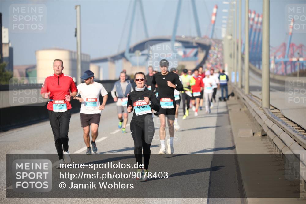 03.10.2025 - Köhlbrandbrückenlauf Jannik Wohlers http://msf.ph/oto/9078403 03.10.2025 09:45:36 Position 3 3358, 3174 meine-sportfotos.de
