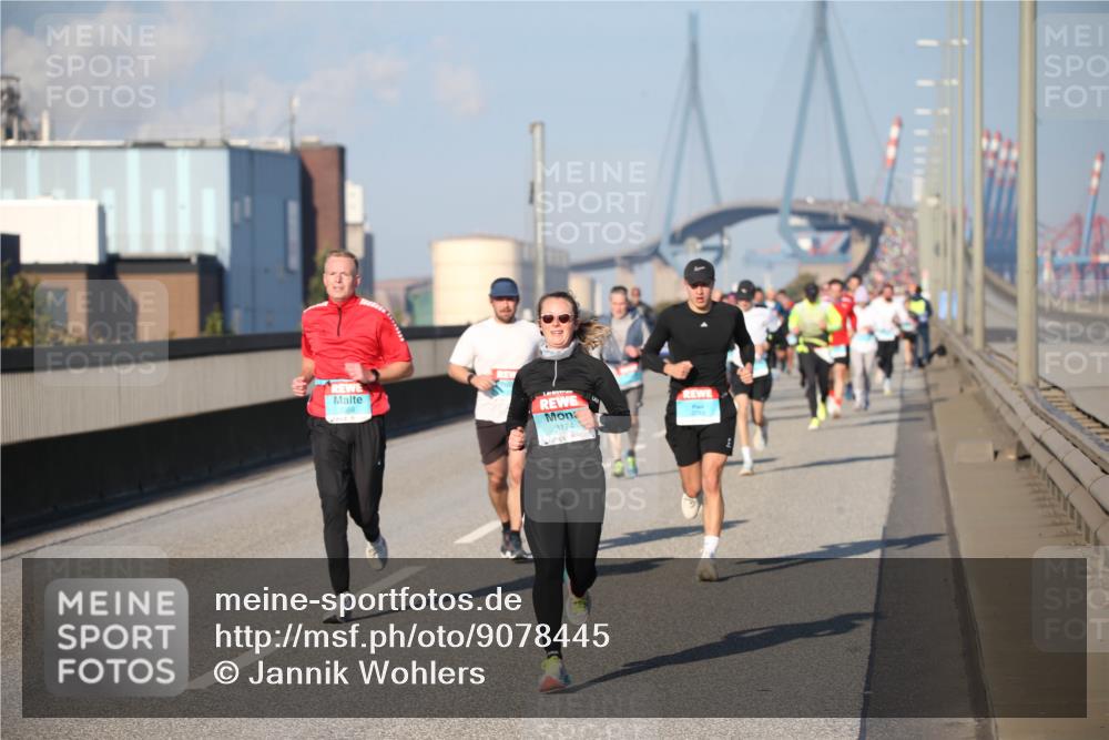 03.10.2025 - Köhlbrandbrückenlauf Jannik Wohlers http://msf.ph/oto/9078445 03.10.2025 09:45:38 Position 3 3174 meine-sportfotos.de