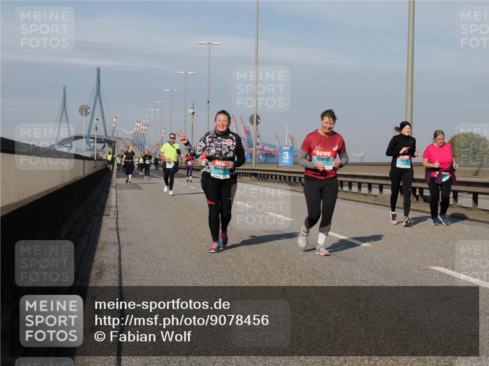 03.10.2025 - Köhlbrandbrückenlauf Fabian Wolf http://msf.ph/oto/9078456 03.10.2025 10:16:30 Position 3 2555 meine-sportfotos.de