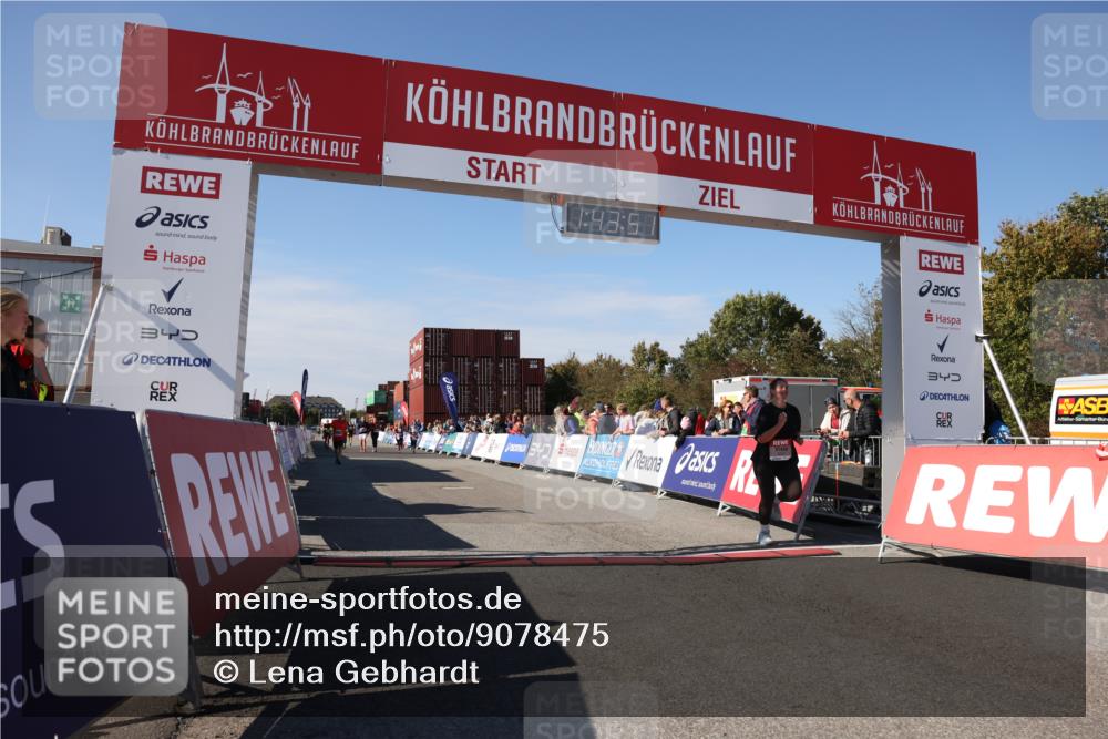 03.10.2025 - Köhlbrandbrückenlauf Lena Gebhardt http://msf.ph/oto/9078475 03.10.2025 13:43:51 Ziel 5351 meine-sportfotos.de