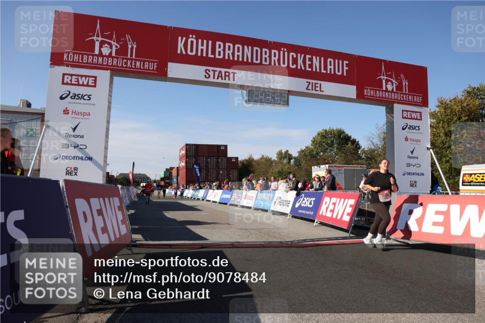 03.10.2025 - Köhlbrandbrückenlauf Lena Gebhardt http://msf.ph/oto/9078484 03.10.2025 13:43:52 Ziel 5351 meine-sportfotos.de