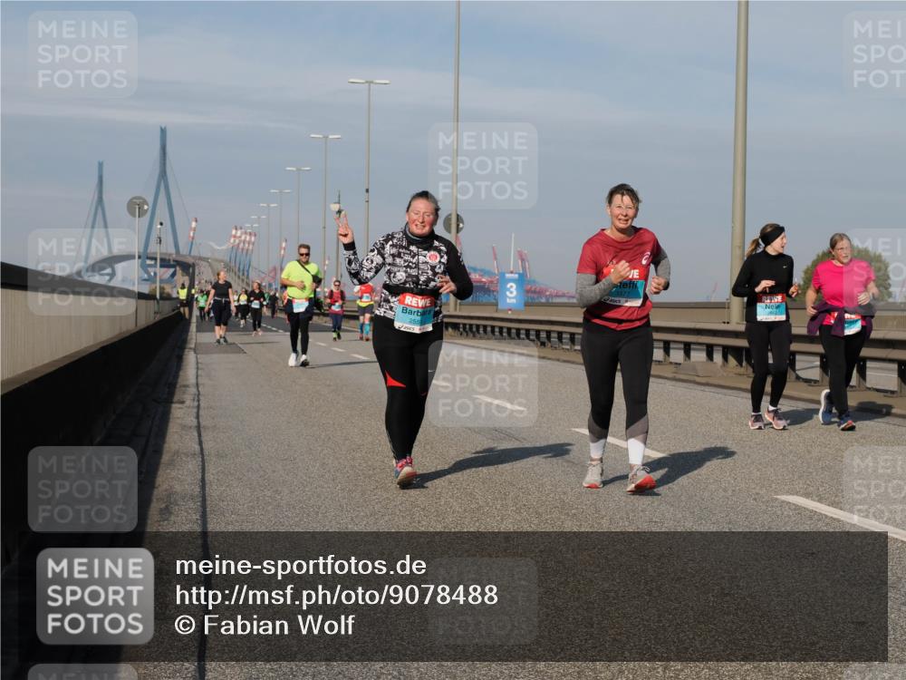 03.10.2025 - Köhlbrandbrückenlauf Fabian Wolf http://msf.ph/oto/9078488 03.10.2025 10:16:31 Position 3 255, 3377 meine-sportfotos.de